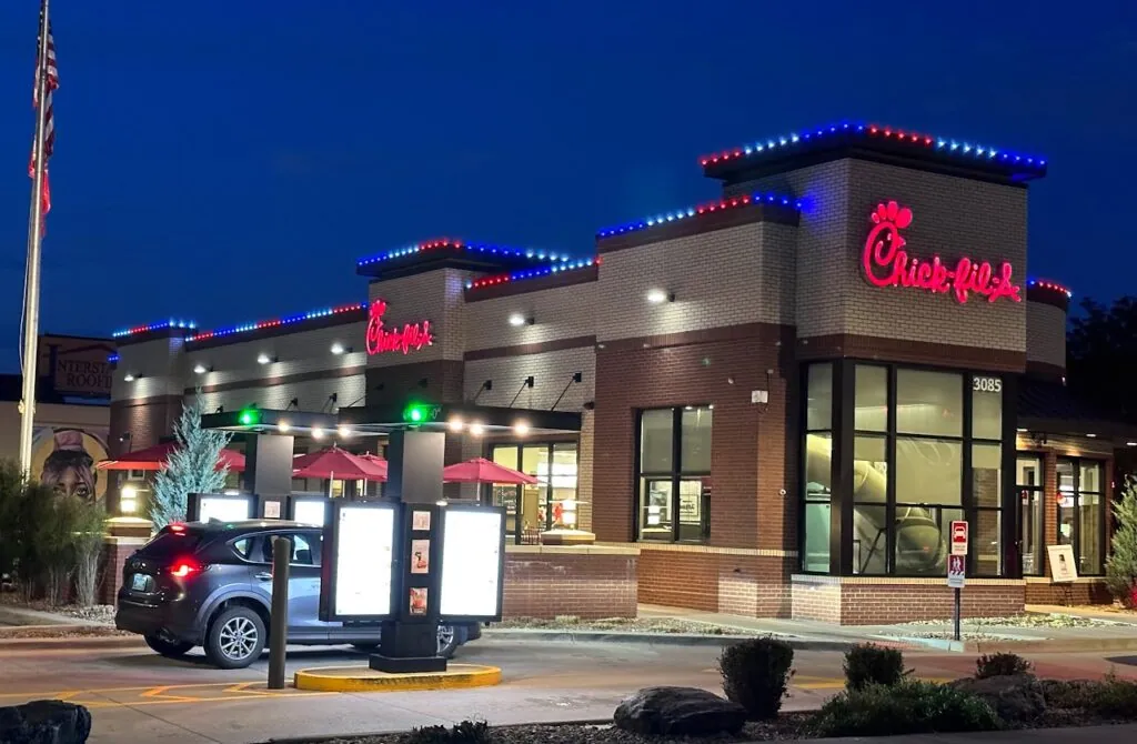 Commercial Christmas light installation in Central Florida